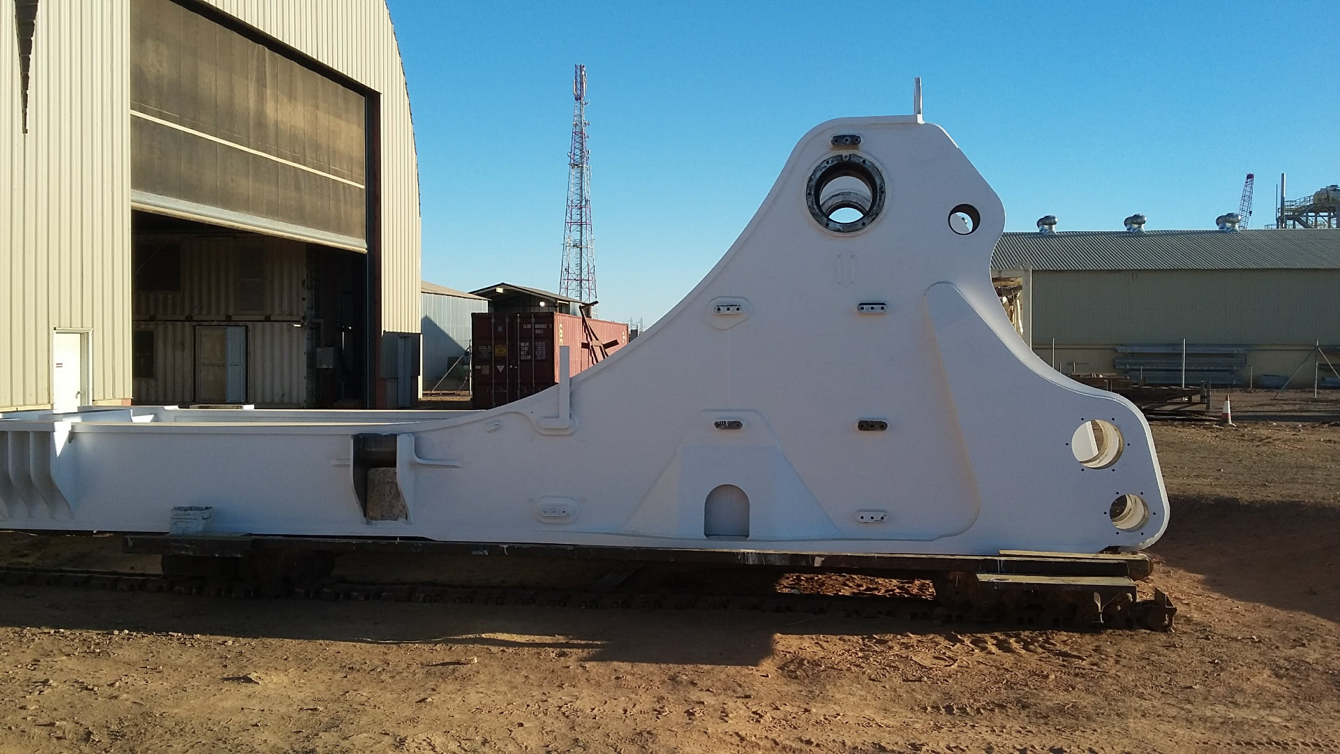 Montage et soudage de tanks industriels — SFP Industrial Group